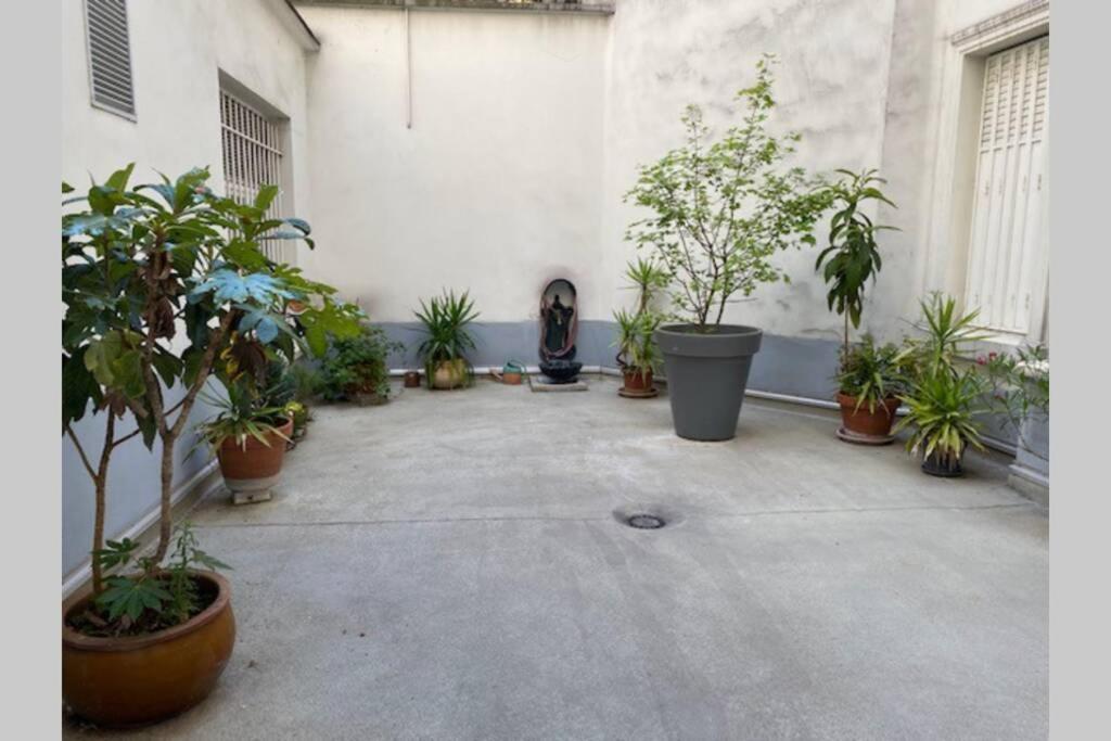 Stylist And Cosy Appartement In Montparnasse Paris Bagian luar foto
