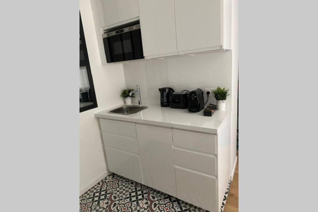 Stylist And Cosy Appartement In Montparnasse Paris Bagian luar foto