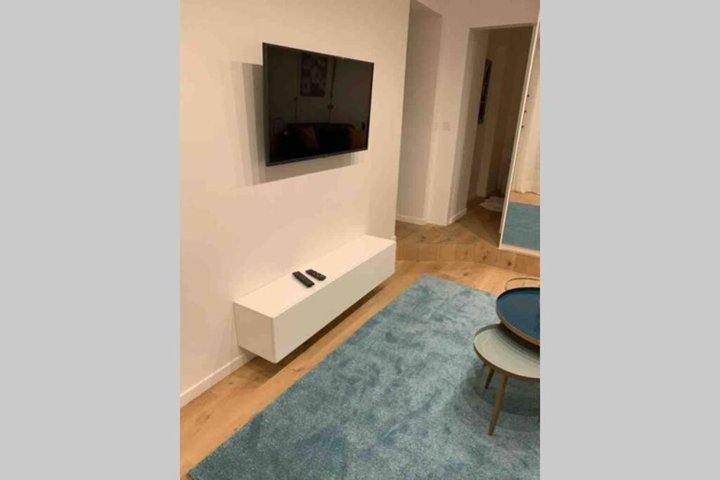 Stylist And Cosy Appartement In Montparnasse Paris Bagian luar foto