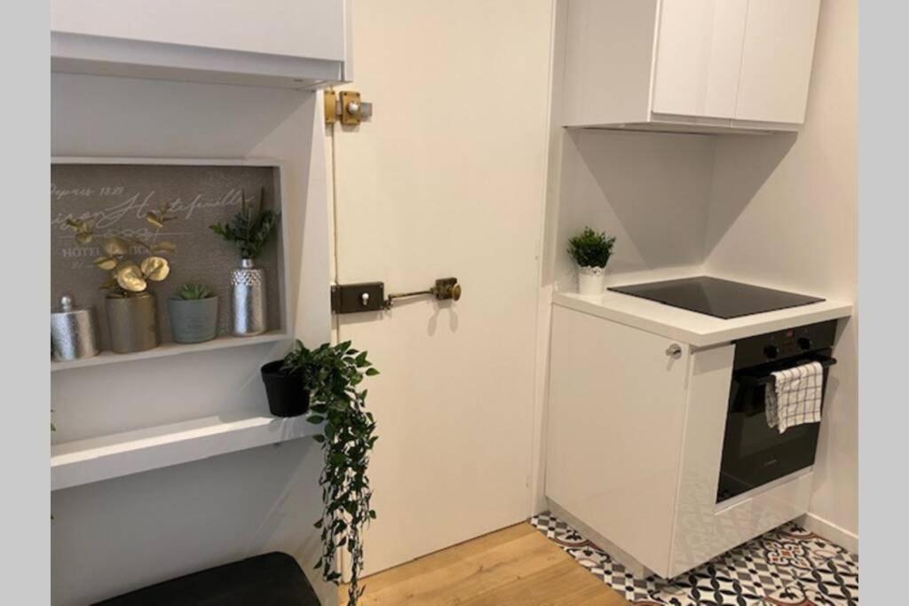 Stylist And Cosy Appartement In Montparnasse Paris Bagian luar foto